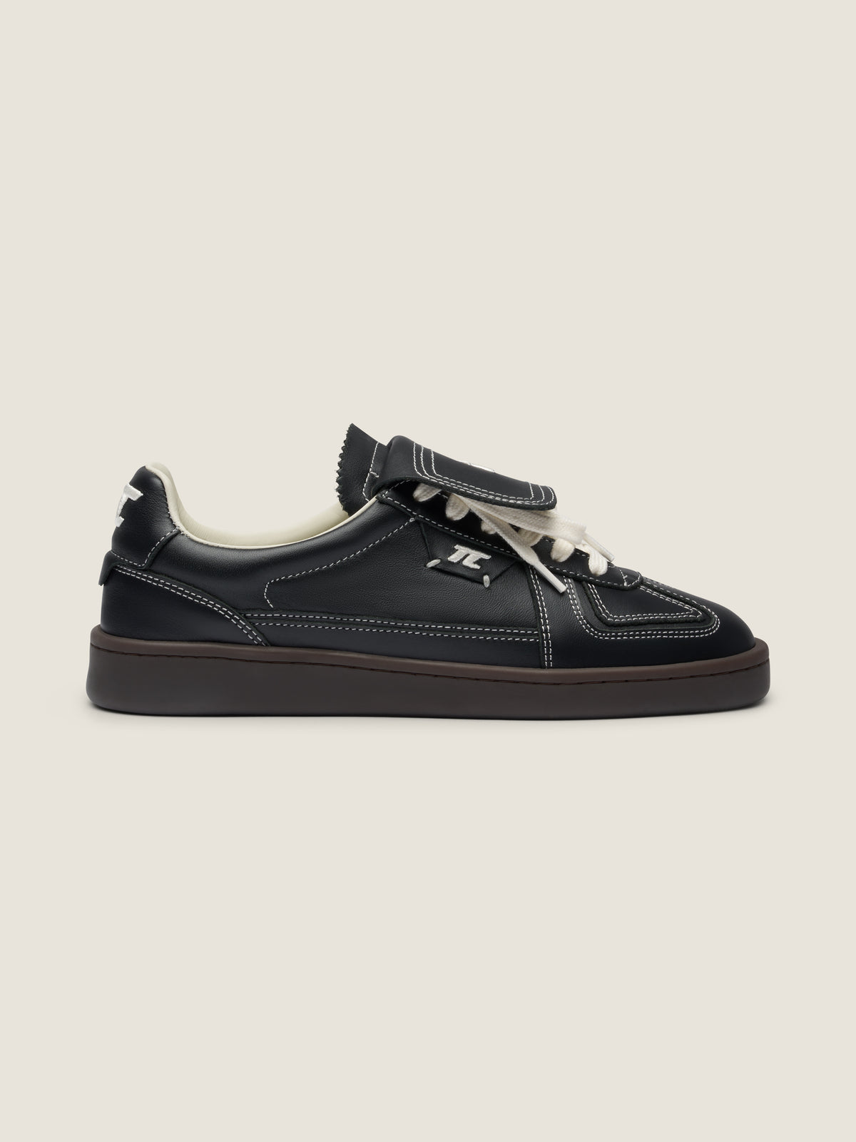 BIG BANG black nappa sneaker – side view with flap