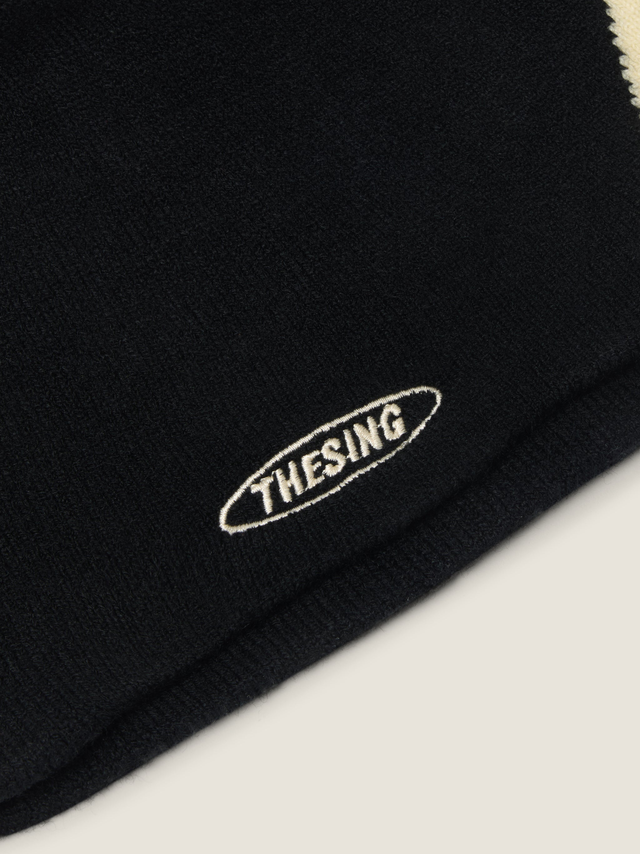 BEANIE - black creme