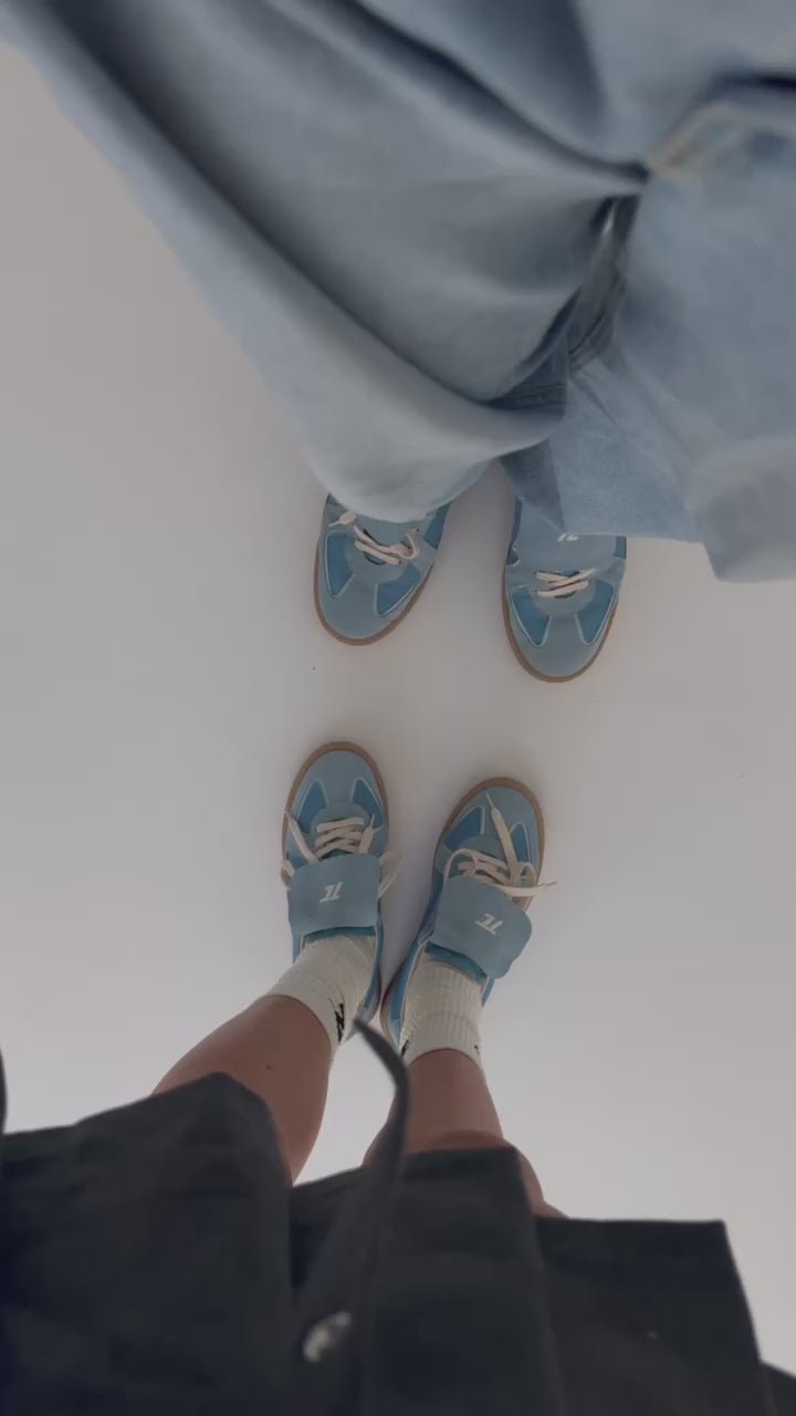 BIG BANG baby blue